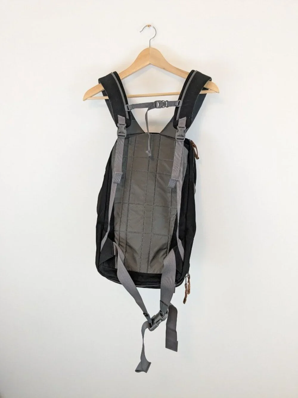 Cotopaxi Nazca 24L Travel Backpack Dufflebag Black Canvas